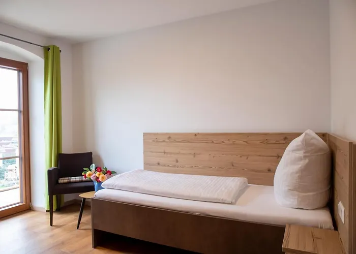 Adler Отель Oberteuringen